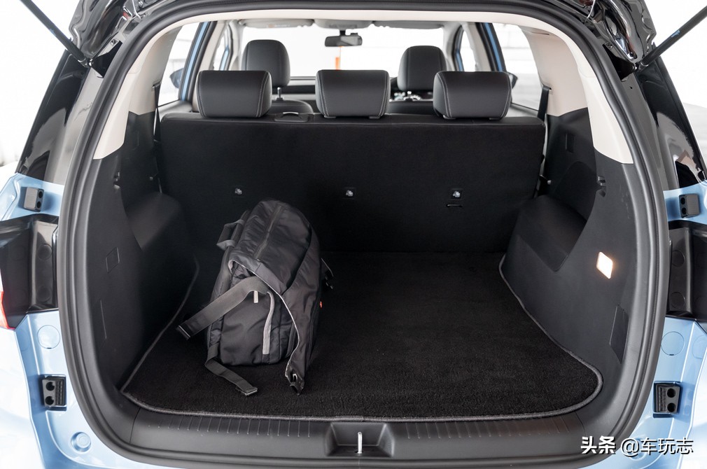 新款比亚迪e6纯电动车多少钱,比亚迪e6纯电动面包车