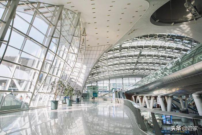 飞机转机停留8个小时去旅游,机场变景点转场