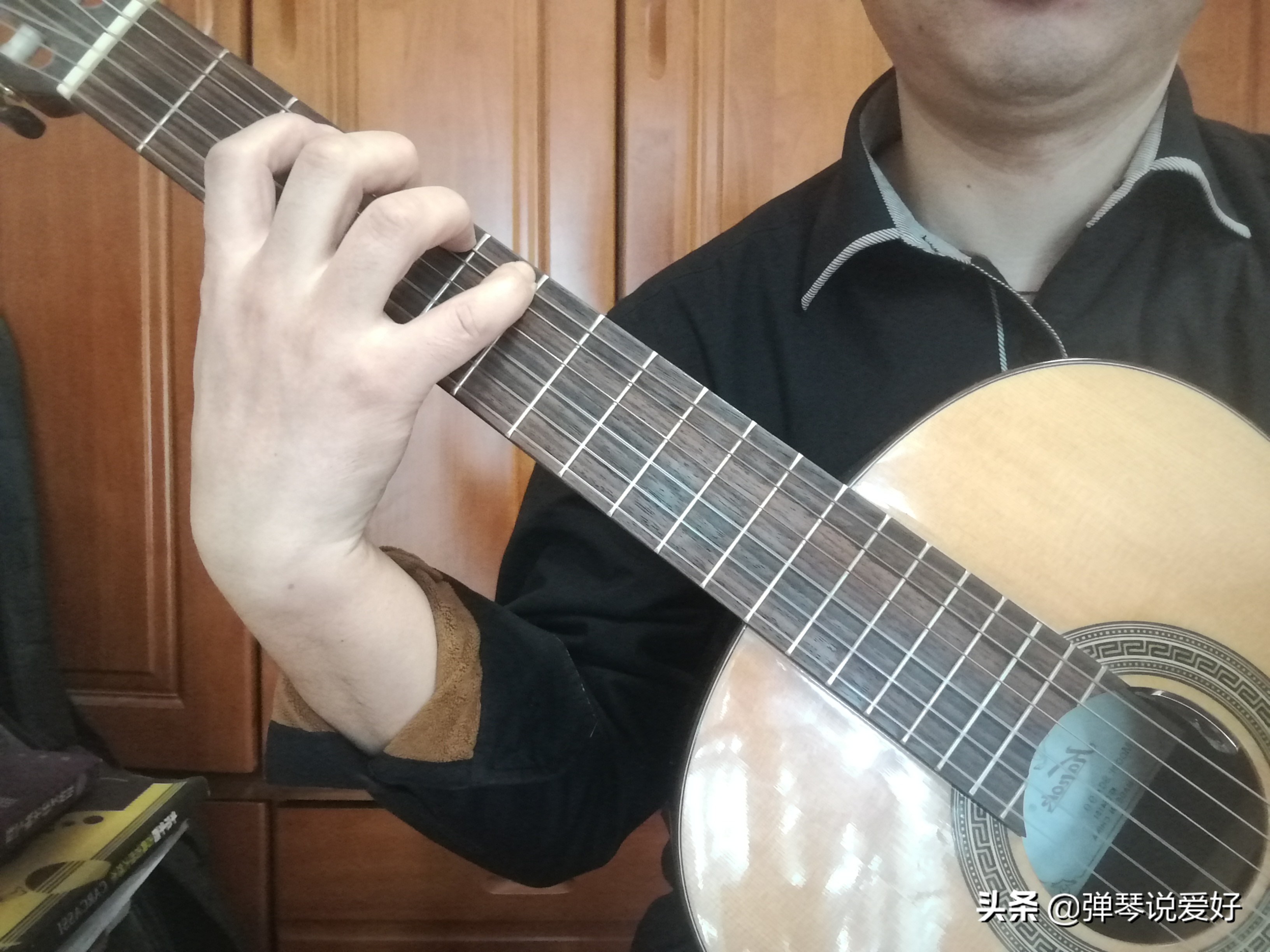 学吉他要看看，爬格子的这些错误，千万别再犯了