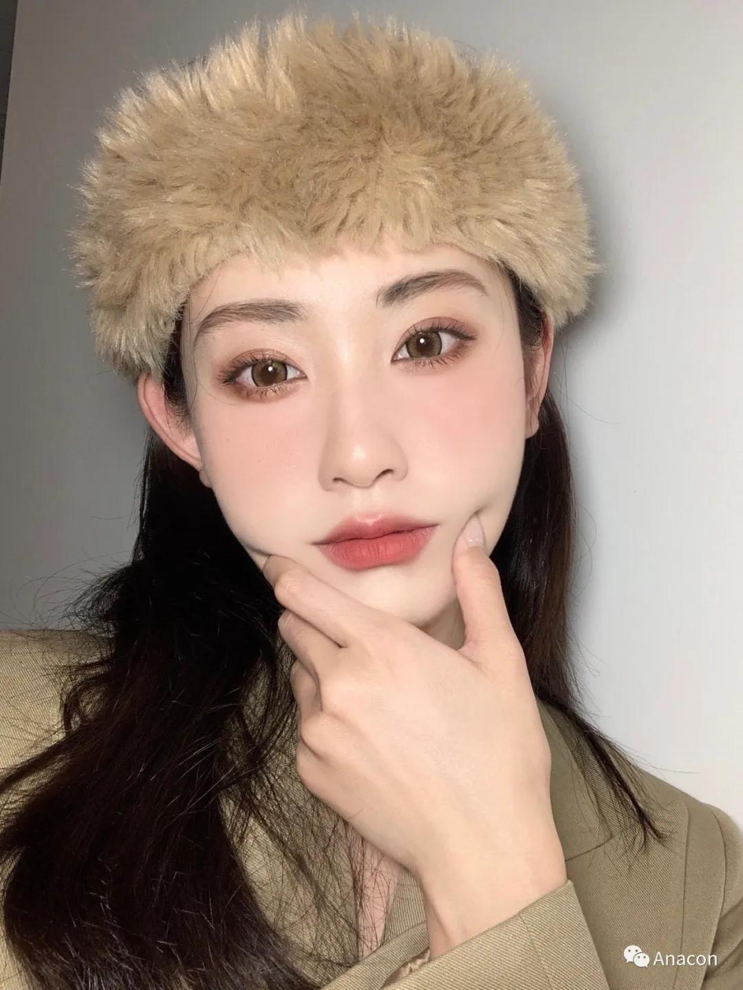 年抛美瞳大直径推荐店铺,moonenleen美瞳银霜灰