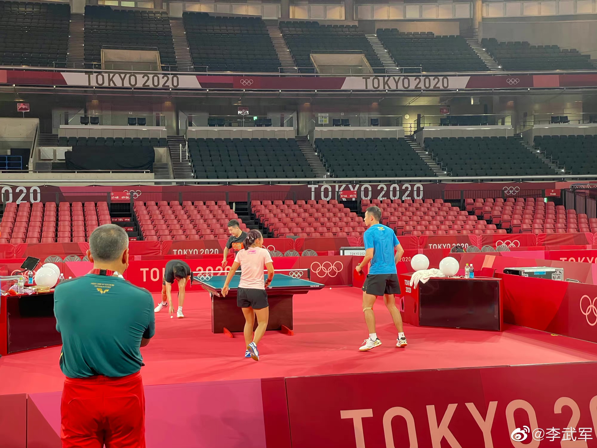 孙颖莎对战伊藤美诚国乒队反应,孙颖莎与日本比赛感言