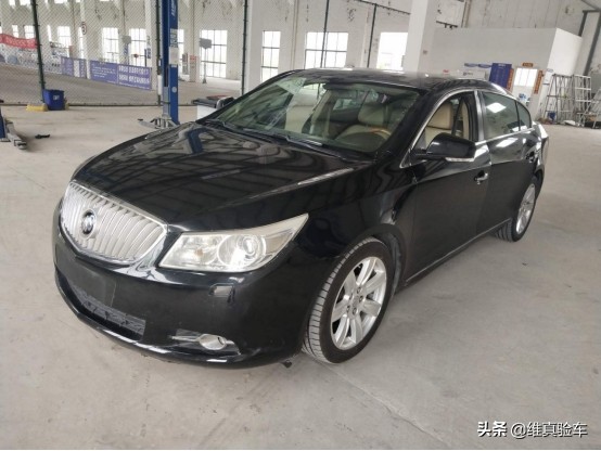 5w买年份近的二手车,开了50000公里的别克君越值多少钱