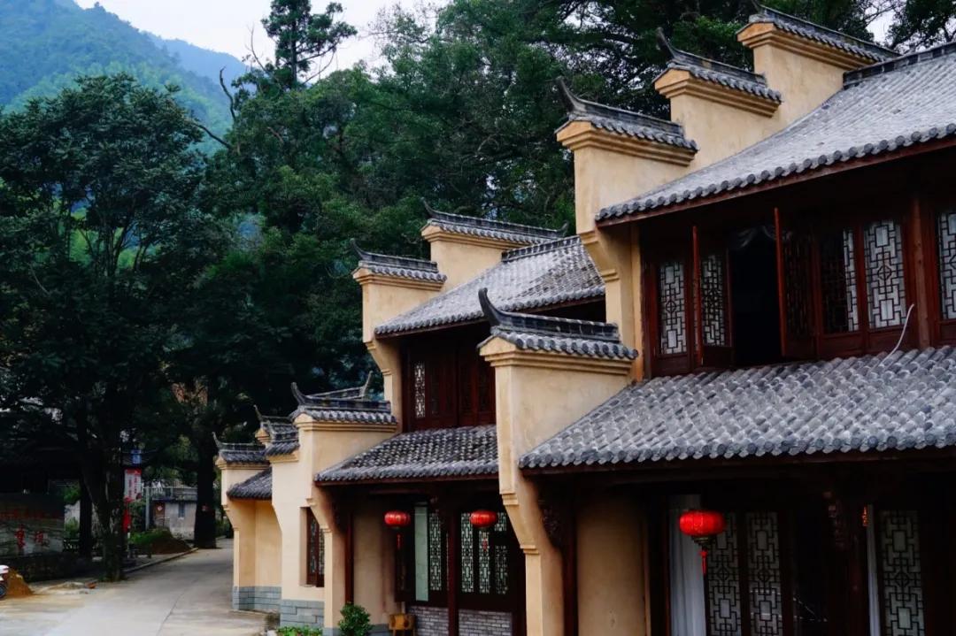 最美白衣战士,最美的白衣战士完整版