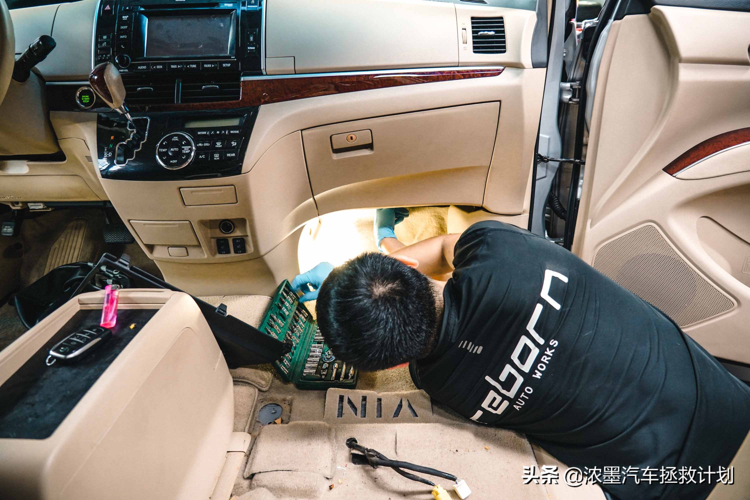 一代经典丰田普瑞维亚,丰田普瑞维亚依然经典