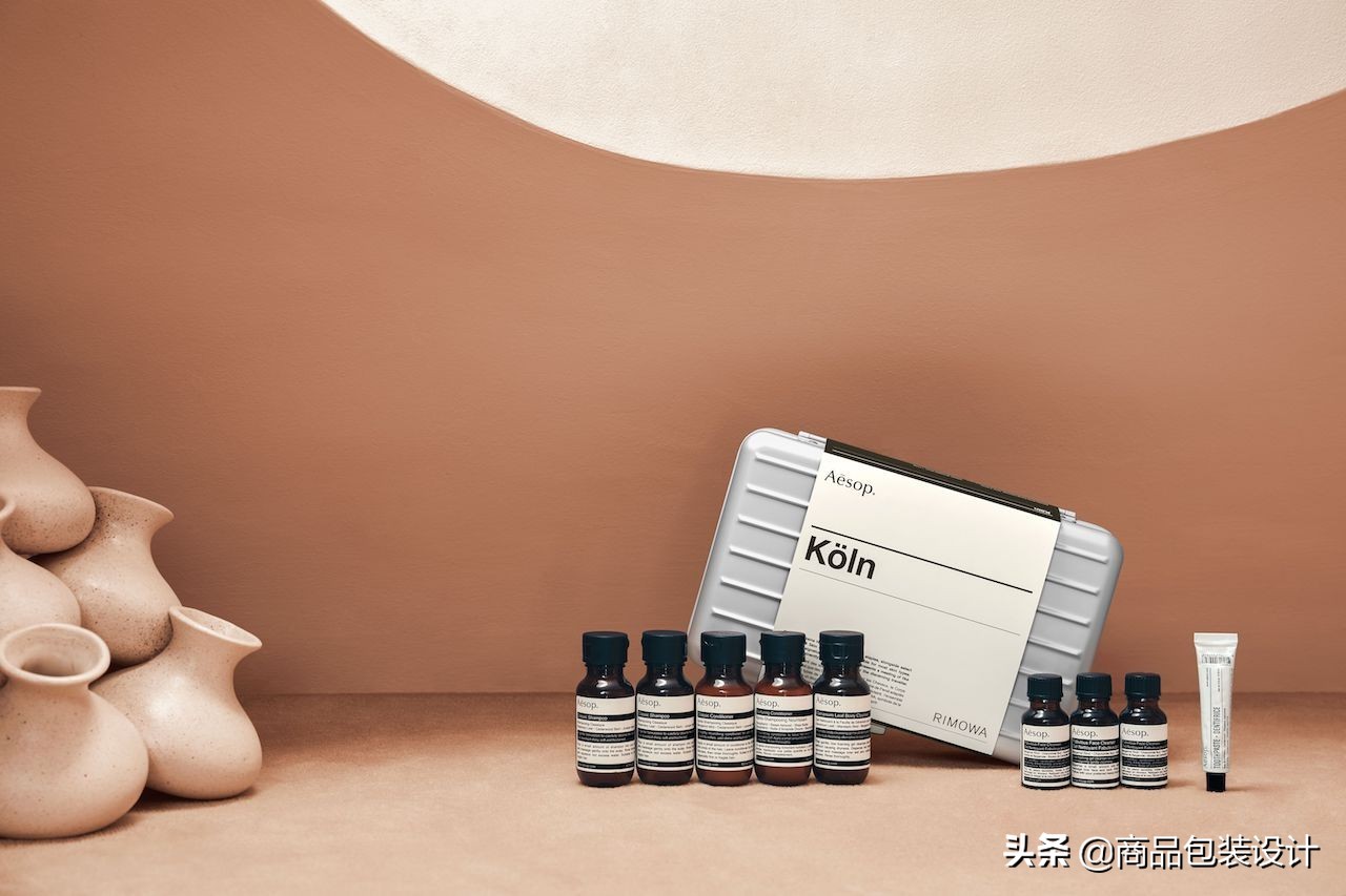 最轻巧的RIMOWA是它!RIMOWA以经典行李箱造型推出iphone手机壳