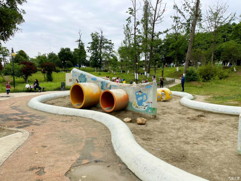 成都凤凰山公园可以爬山吗,成都凤凰山公园有什么好玩的