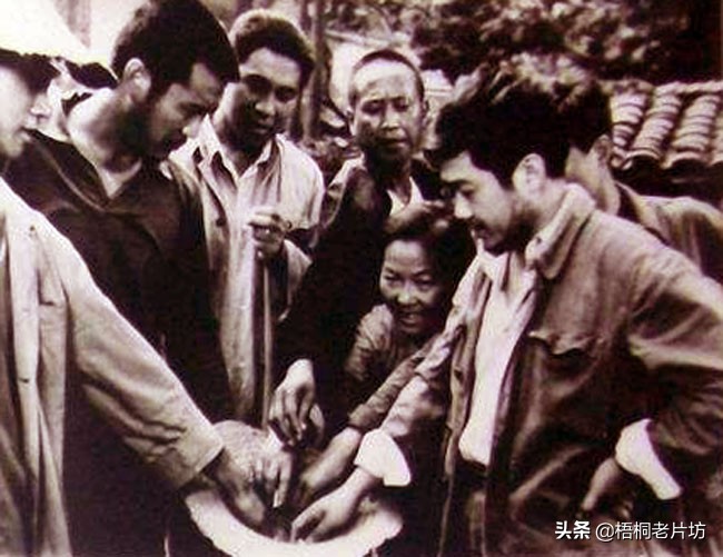 丁一在咱们的牛百岁里扮演谁,丁一和陈裕德的电视剧