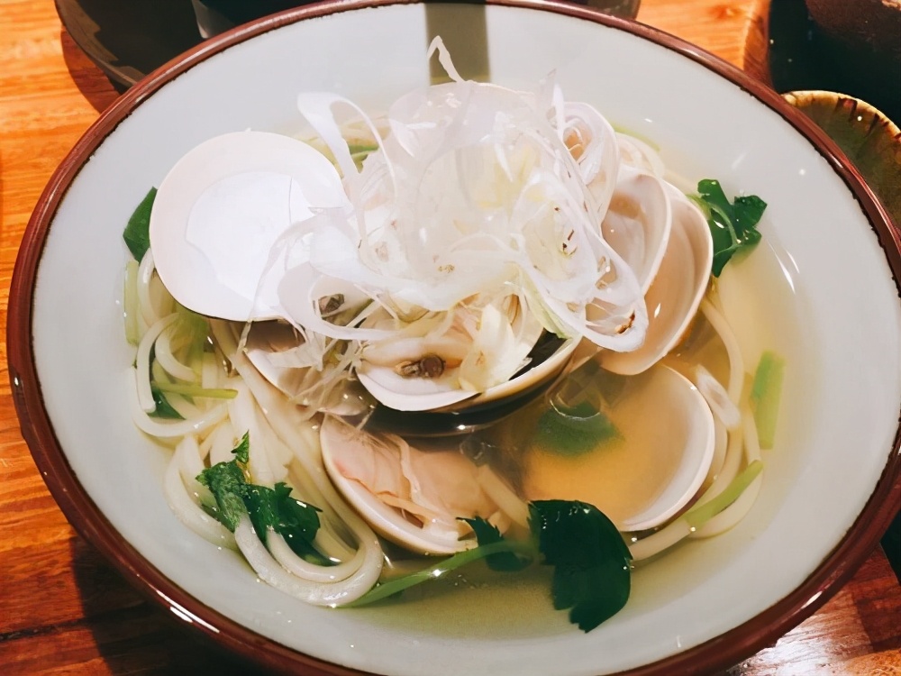 日本拉面和乌冬面,日式拉面和乌冬面的区别