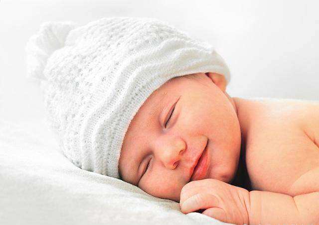 宝宝睡觉“一有动静就醒”？想让宝宝睡得香，妈妈可以这样做