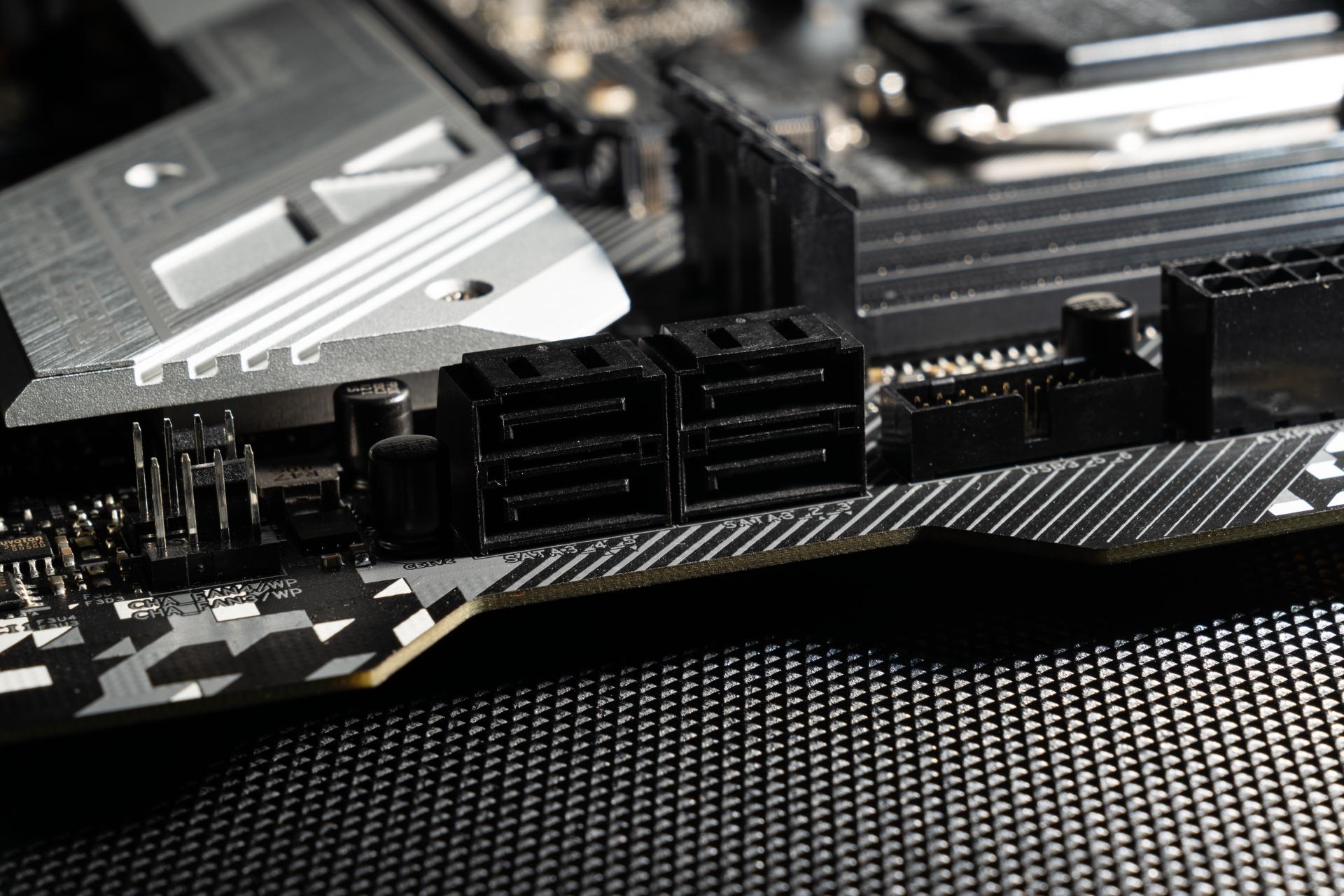 一块能扛10900K的B460主板！华擎B460MSteelLegend深度评测