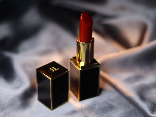 不知道给女生朋友送什么吗？那就送这几款口红吧