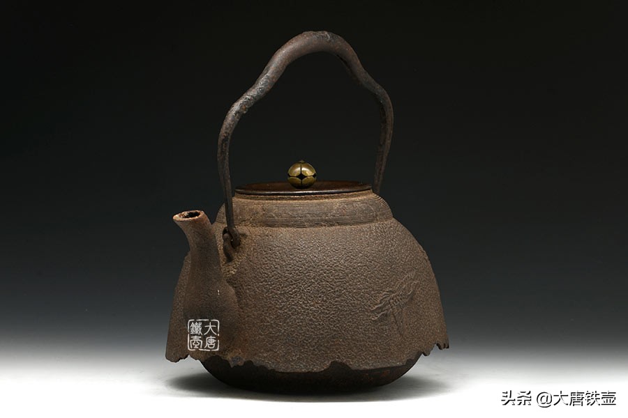 日本铁壶如何鉴定？教你判断一把老铁壶的价值
