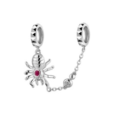 李易峰倾情演绎六福珠宝2020「DearQ」：爱我的女生很美哟