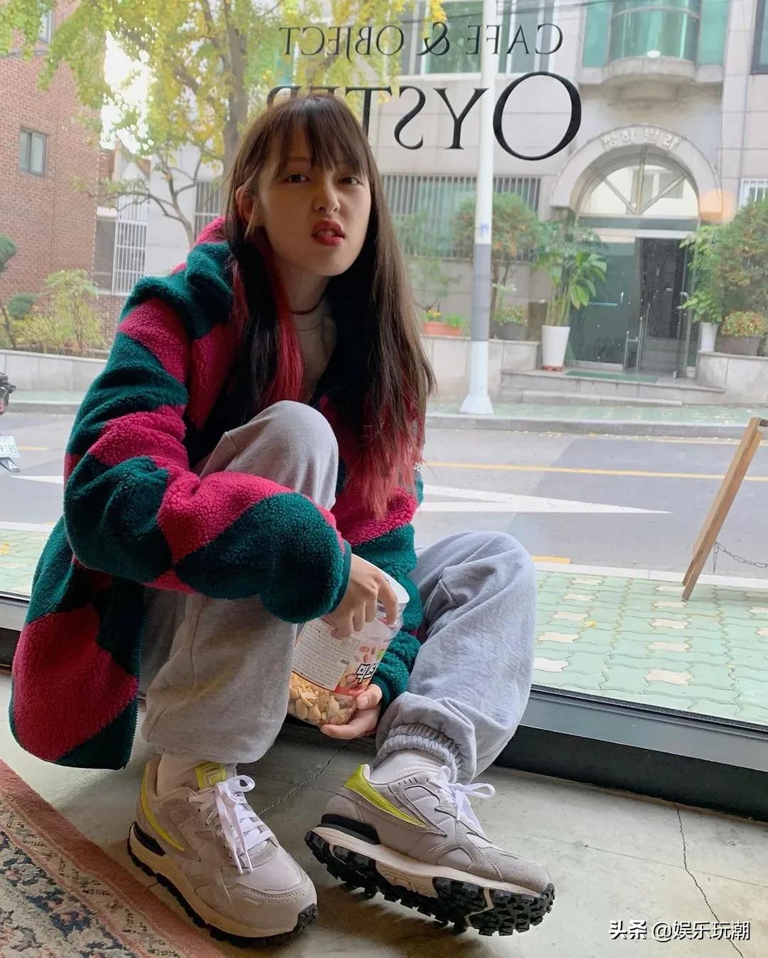 赵露思撞脸小女孩,赵露思撞脸鞠婧祎