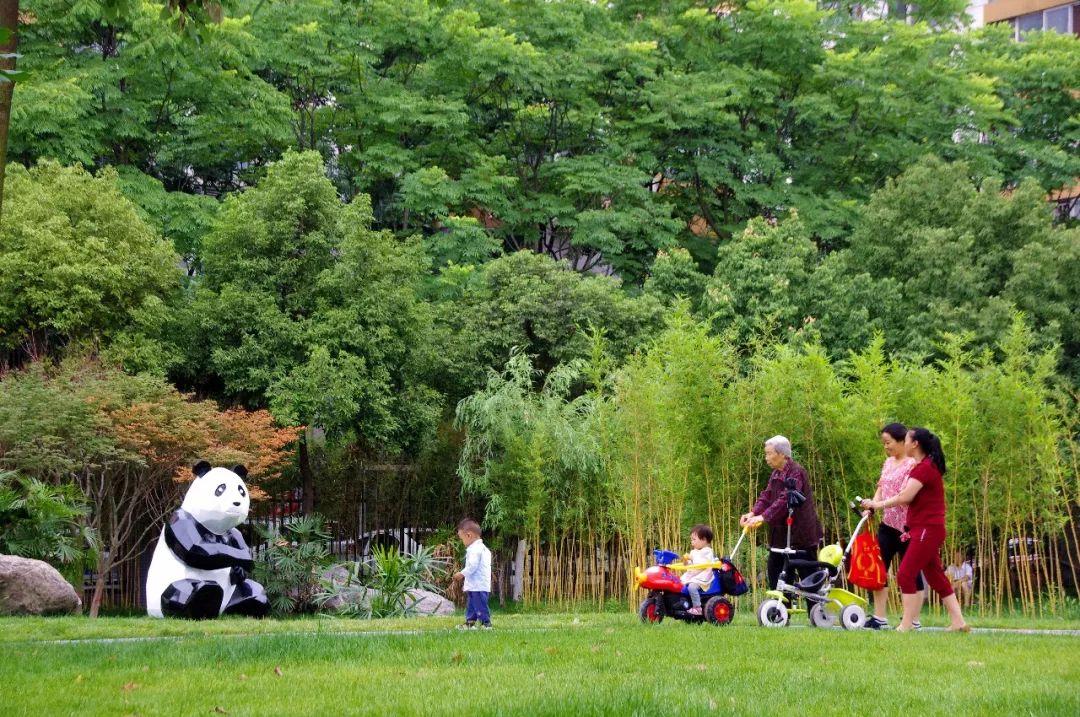 成都绿道被隔开,成都被3条路包围的楼盘