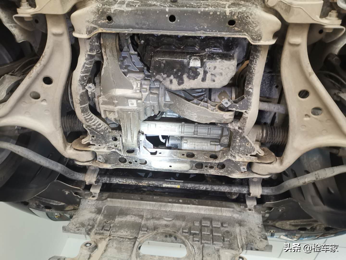 国六来了现在买什么车合适,十多年的奔驰ml350值得买吗