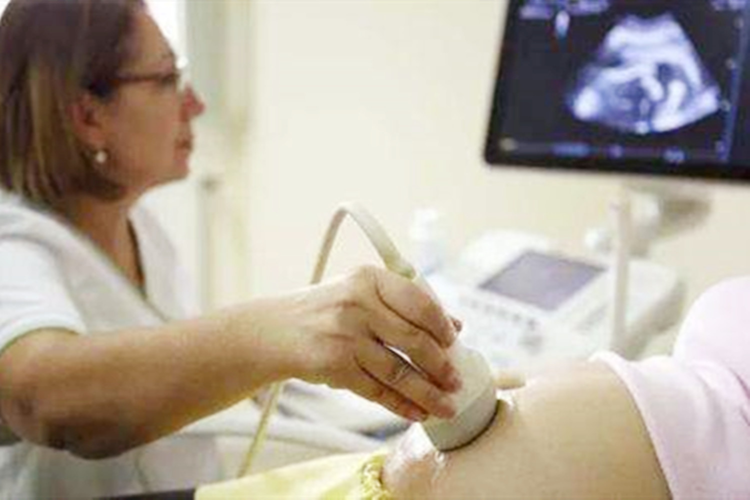 二胎孕妇产检被拒绝,二胎妈妈拒绝产检后续