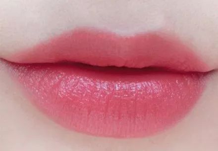 口红超火爆十大品牌,口红高颜值推荐大牌