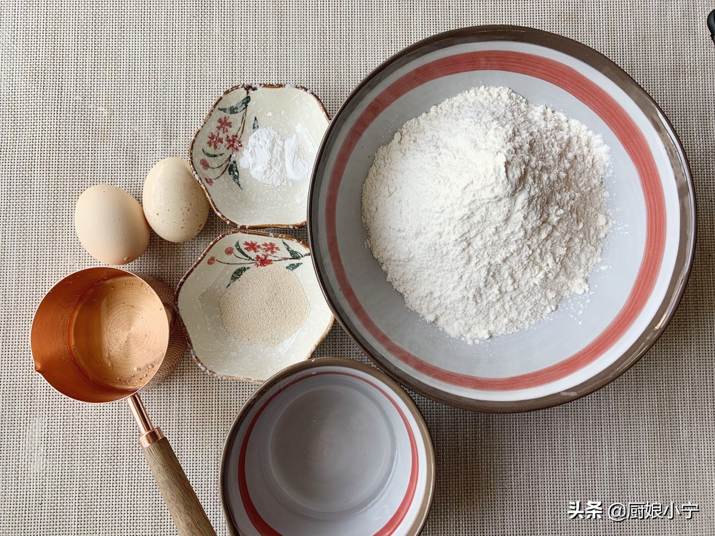 在家自制健康油条外酥里软,不需要醒发小油条简单做法