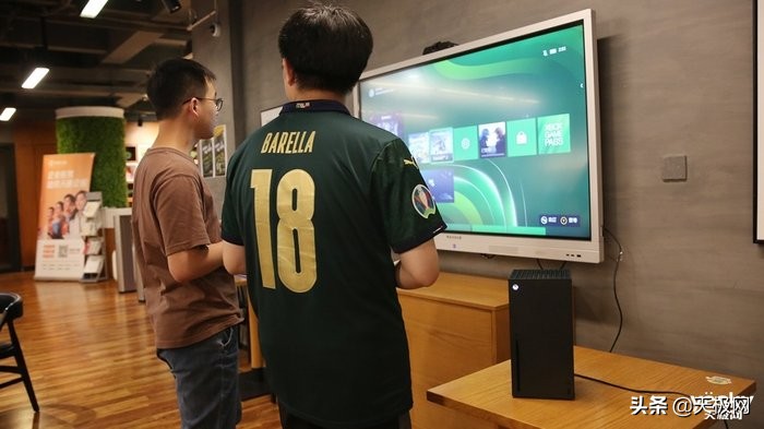 xboxseriesx鍜寈boxseriess,xbox鐪嬫娲叉澂