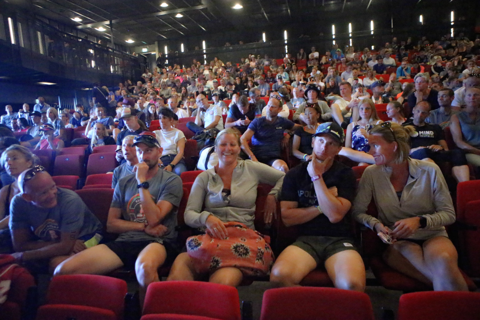 克伦堡城堡前的2019KMDIRONMAN70.3Elsinore半铁人欧洲锦标赛