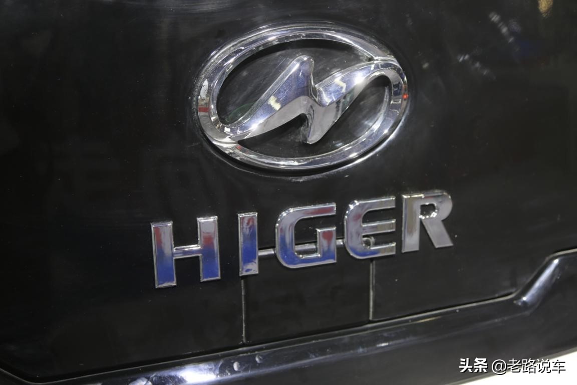 海格6127旅行家客车豪华版,海格旅游大巴