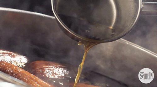 半天卖出500斤！这玩意全身是宝，一到秋天杭州人就扎堆去吃