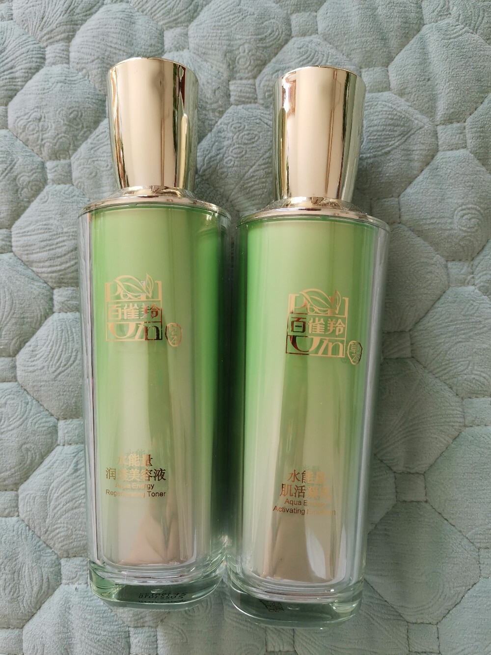 男生保湿水乳怎么用最好用,男生护肤水乳使用方法视频