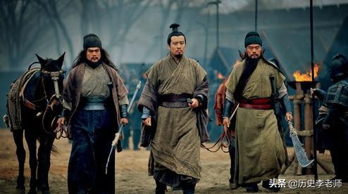 关羽在曹操口中是怎么样的,曹操为什么那么欣赏关羽