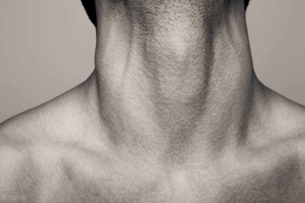 长胡子喉结大身高才开始发育,男孩刚开始长喉结胡子还长高吗