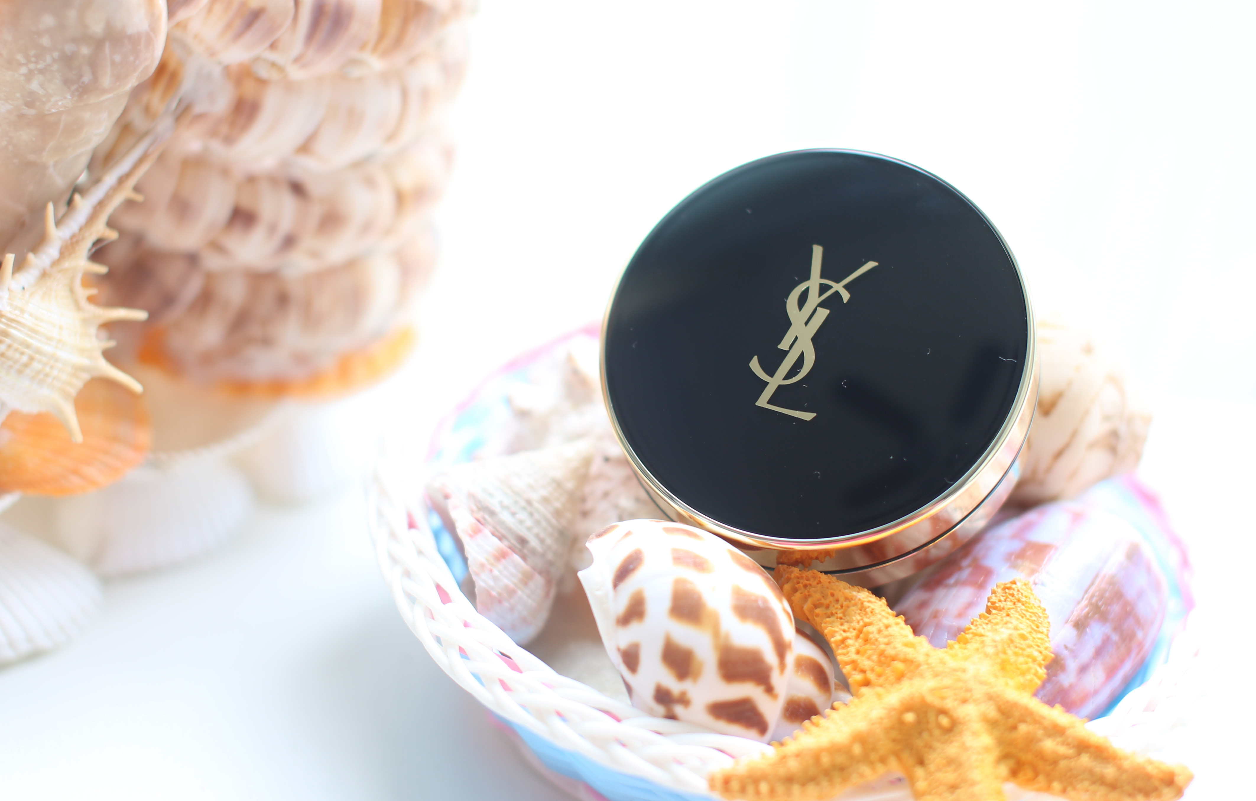 ysl和兰蔻气垫哪个好用,气垫兰蔻和阿玛尼圣罗兰哪个好