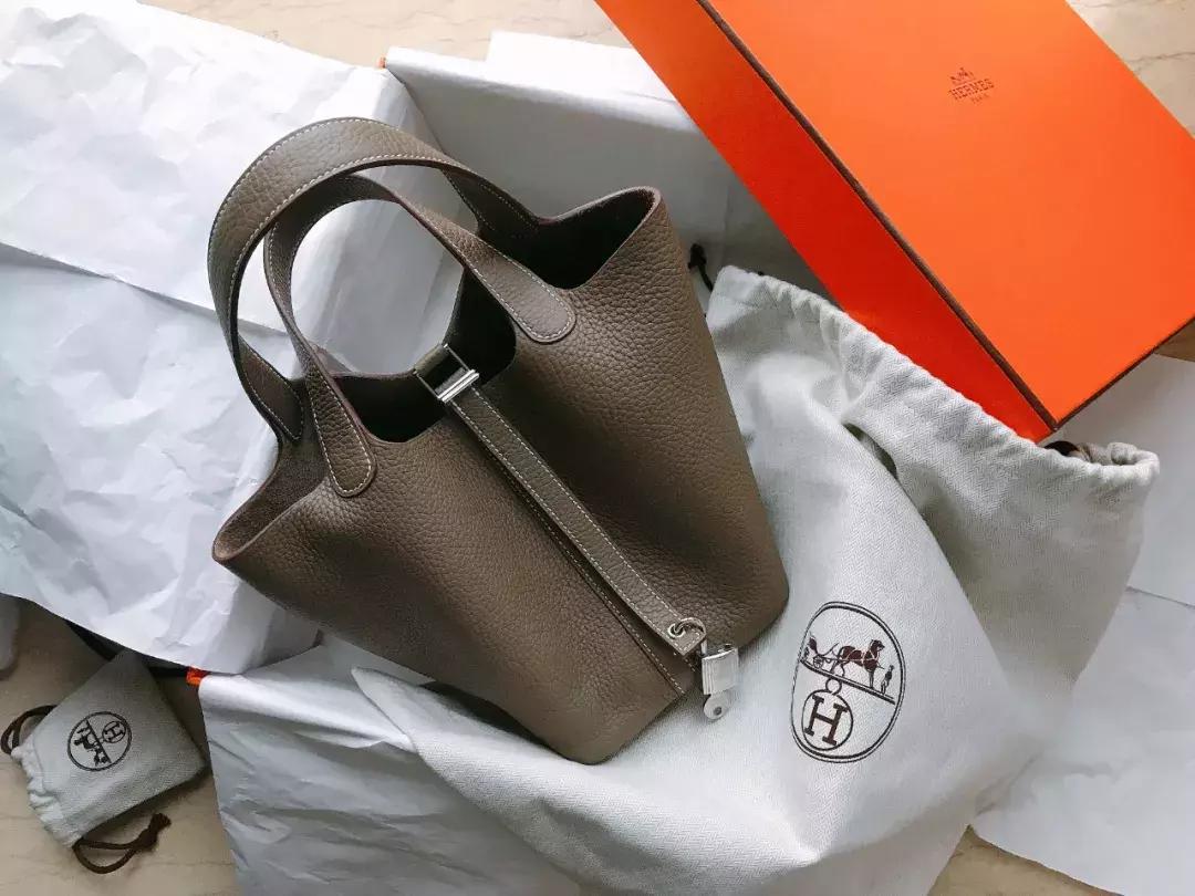 最近大家在买什么首饰,大家都买哪款包