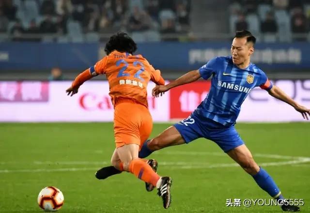 10人鲁能2:0淘汰上港,鲁能加时赛进4球击败华夏