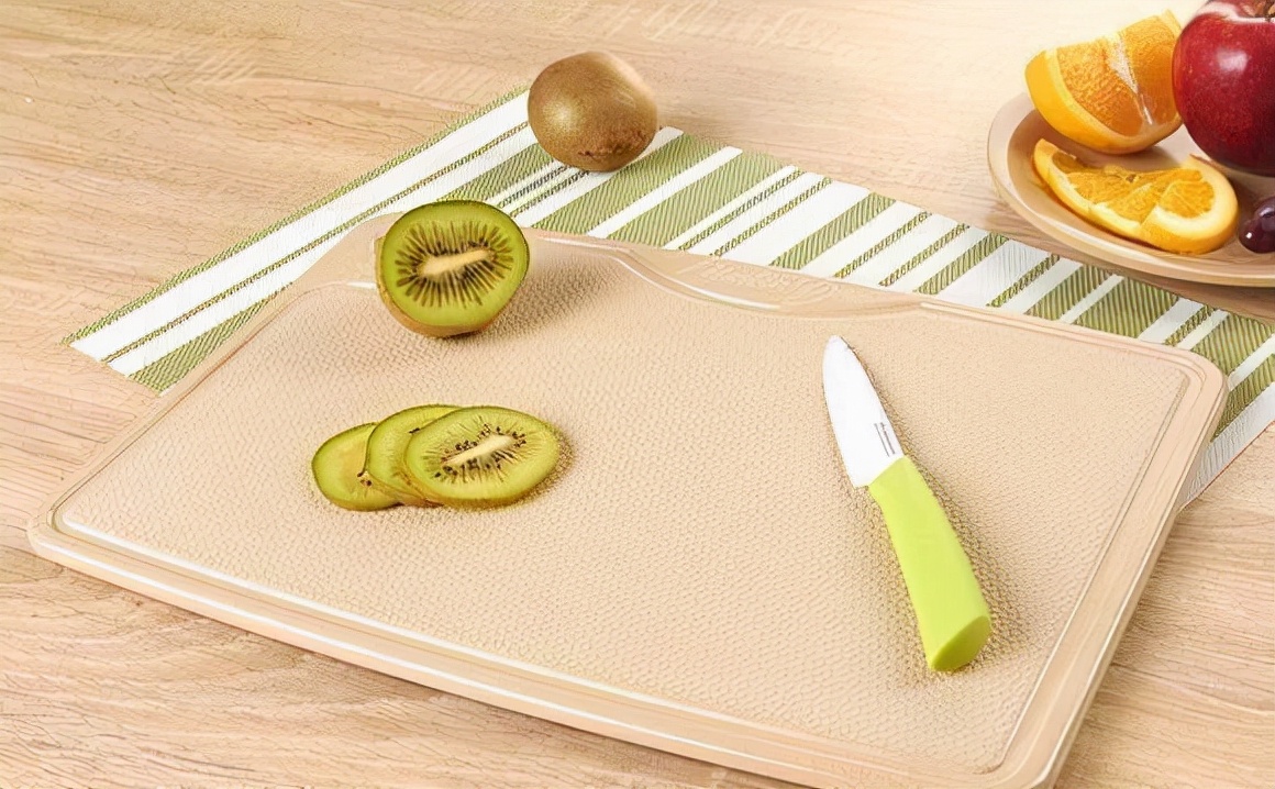 家庭切菜板什么材质的最好用,实木切菜板什么木材质的好