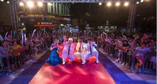 商业地产项目的集聚效应,商业地产全国十强