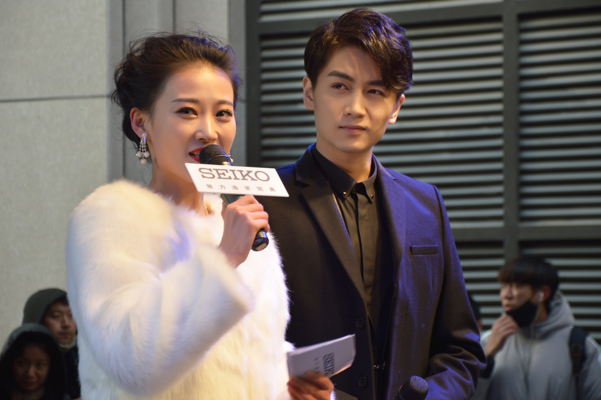 王俊凯蝴蝶结西装,王俊凯西装穿搭风格