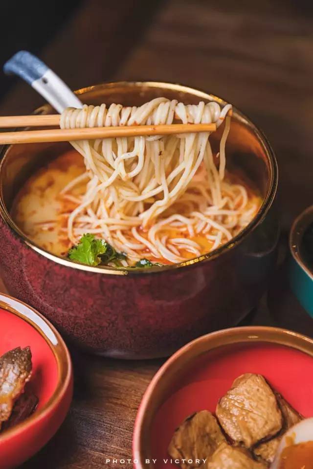 喜茶、和府捞面、兰巴赫……齐聚曲江老牌商场,等你Pick!