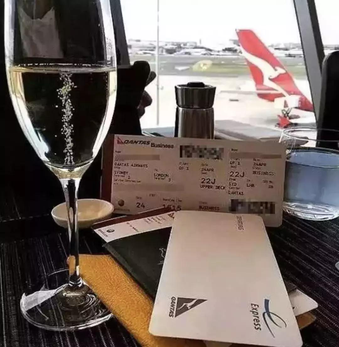 警告！下飞机没做这个动作，损失上十万，已有游客被坑