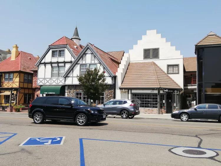 美国加州丹麦小镇,美国加州西雅图小镇