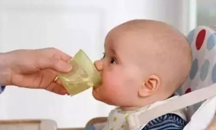 喝水多便秘是怎么回事,孩子便秘不喝水怎么办