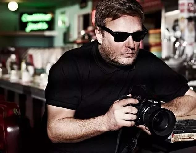 贝克汉姆大儿子帅不,贝克汉姆大儿子布鲁克林是驼背吗