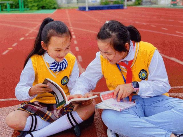 这个学校真美300字,阳泉市全国文明校园