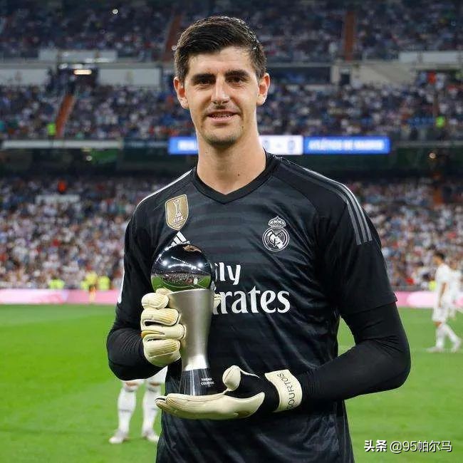 皇马最新阵容和号码,皇马新世纪球衣