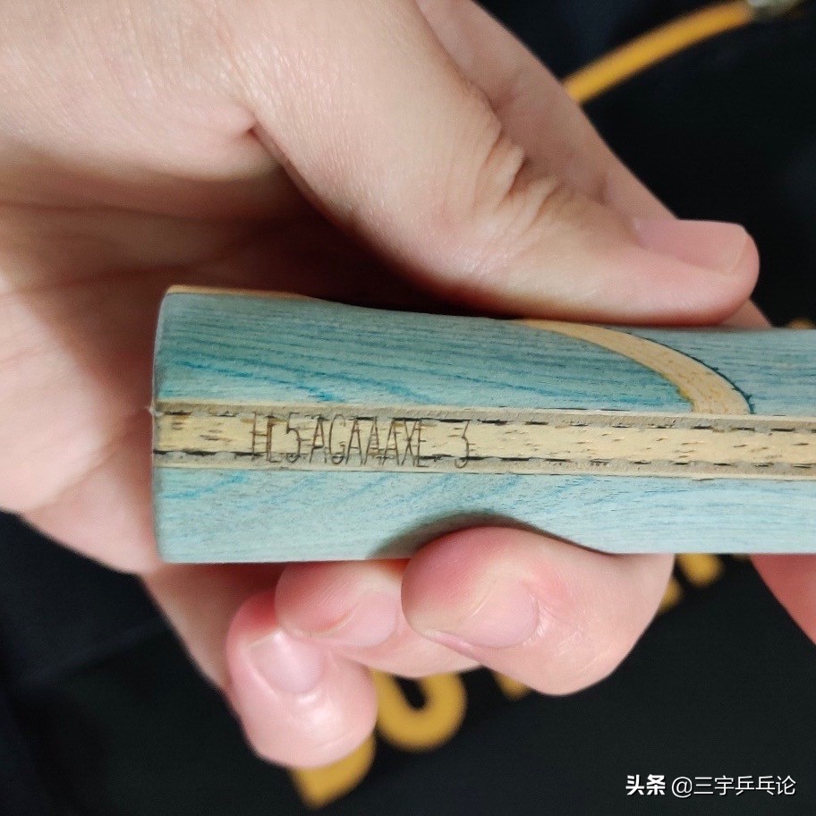 红双喜龙5字母特制版,红双喜龙五市场版和字母版区别