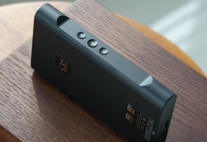 拥有一台苹果手机和华为手机,又一款华为手机新机