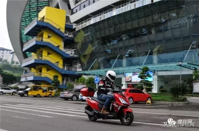 济南铃木uy125性价比怎么样,济南铃木uy125买什么色好