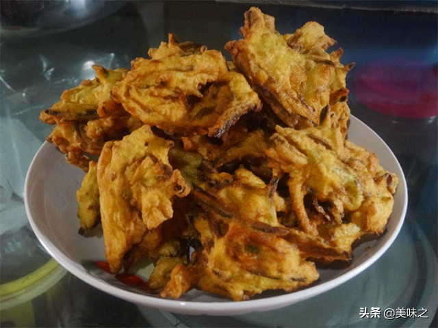 炸油饼怎么炸又酥脆又蓬松,炸油饼怎么做才能蓬松酥脆