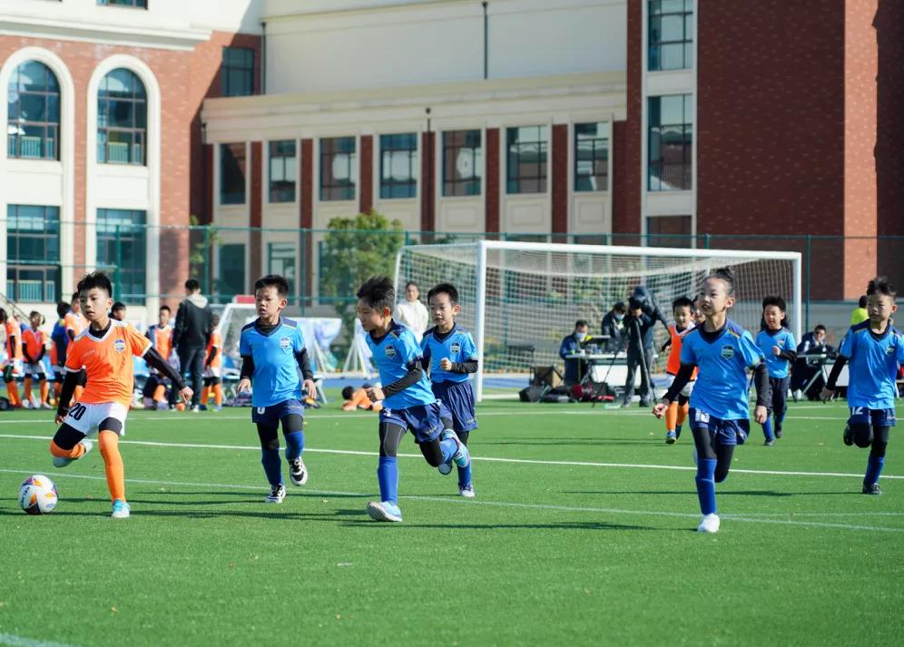 这场全市比赛开赛！华天队亮相