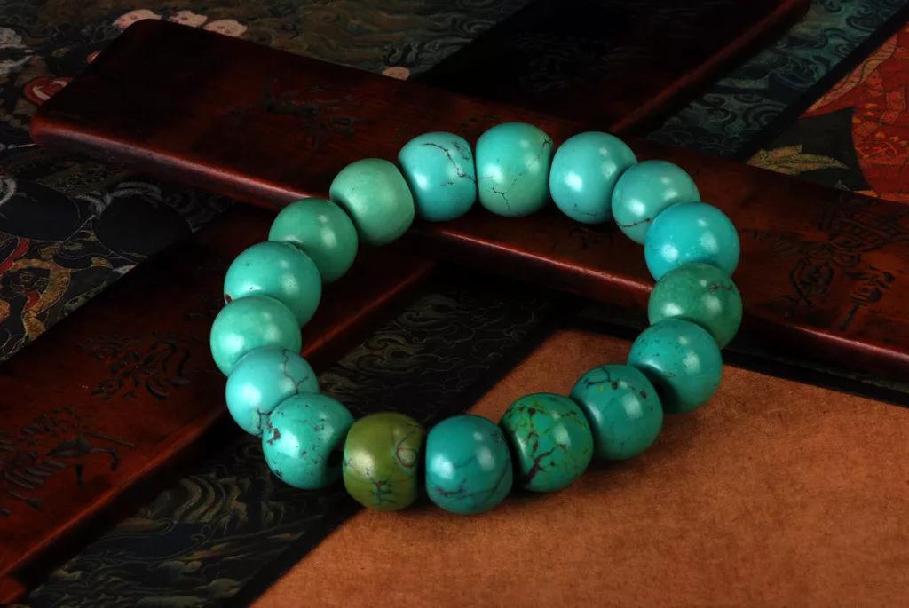 玩玉人的五个特征,玩玉之人最深度解析