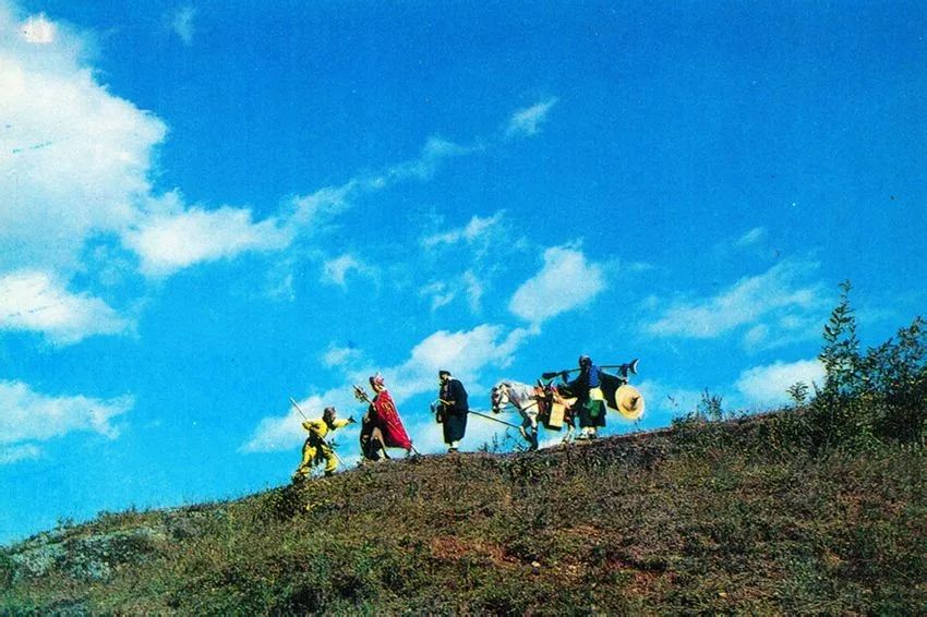 98版水浒传武松精彩瞬间,98版水浒传中武松打虎的视频